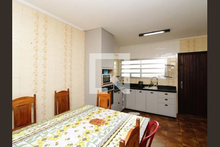 Casa à venda com 300m², 6 quartos e 7 vagasCozinha