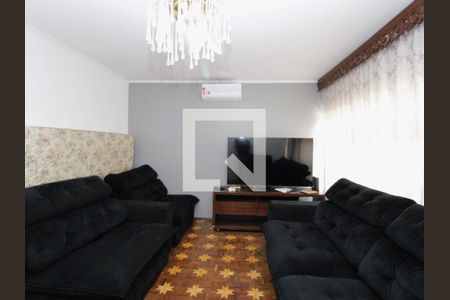 Sala de casa à venda com 6 quartos, 300m² em Vila Paiva, São Paulo