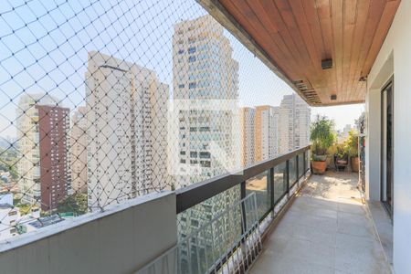 Apartamento à venda com 467m², 3 quartos e 4 vagasVaranda da Sala
