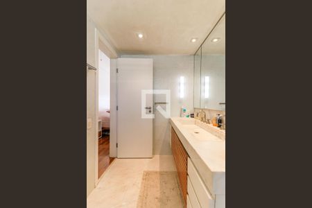 Apartamento à venda com 467m², 3 quartos e 4 vagasBanheiro da Suíte 3