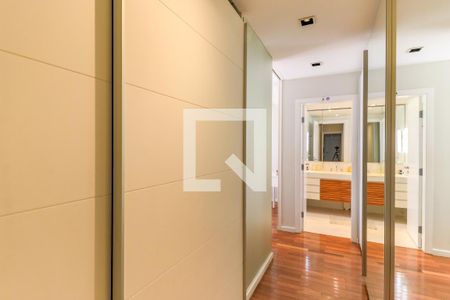 Apartamento à venda com 467m², 3 quartos e 4 vagasCloset da Suíte 3