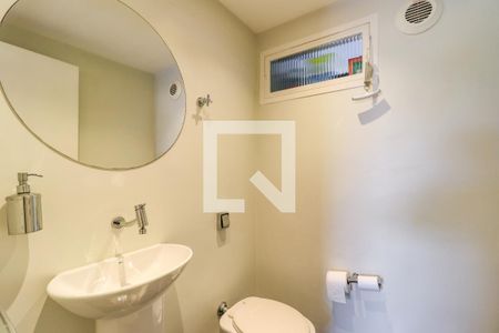 Apartamento à venda com 467m², 3 quartos e 4 vagasBanheiro do Escritório 1