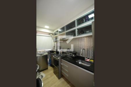 Apartamento à venda com 50m², 2 quartos e 1 vagaCozinha e Área de Serviço