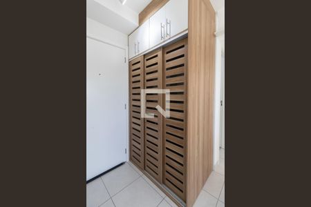 Apartamento para alugar com 32m², 2 quartos e sem vaga Apartamento para alugar com 32m², 2 quartos e sem vagaCozinha e Área de Serviço