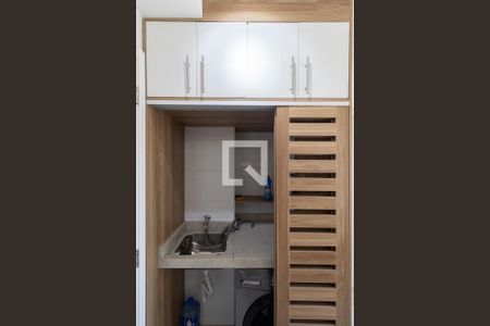Apartamento para alugar com 32m², 2 quartos e sem vaga Apartamento para alugar com 32m², 2 quartos e sem vagaCozinha e Área de Serviço