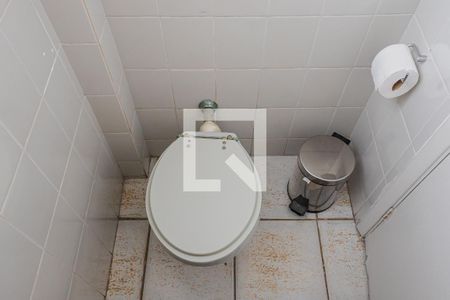 Casa à venda com 300m², 4 quartos e 6 vagasLavabo