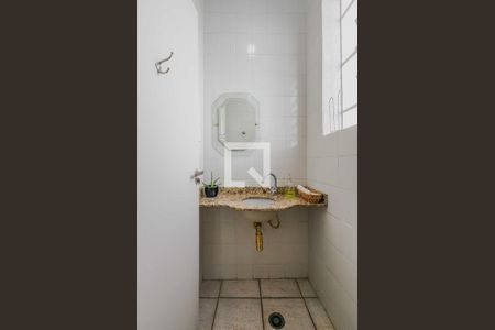 Casa à venda com 300m², 4 quartos e 6 vagasLavabo