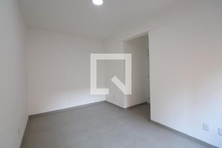 Quarto 2 de apartamento para alugar com 2 quartos, 56m² em Marechal Rondon, Canoas