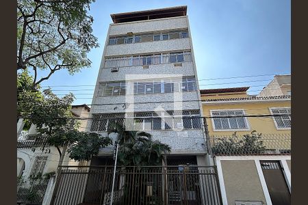 Apartamento à venda com 93m², 2 quartos e 1 vagaFachada