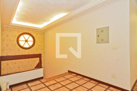 Casa à venda com 350m², 4 quartos e 4 vagas Casa à venda com 350m², 4 quartos e 4 vagasCorredor