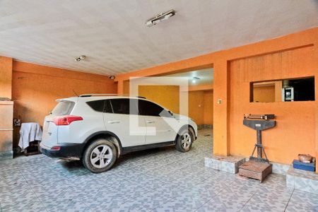 Casa à venda com 350m², 4 quartos e 4 vagas Casa à venda com 350m², 4 quartos e 4 vagasÁrea externa