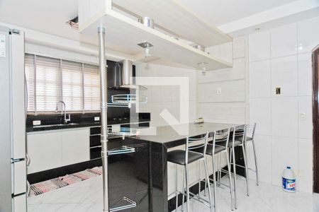 Casa à venda com 350m², 4 quartos e 4 vagas Casa à venda com 350m², 4 quartos e 4 vagasCozinha