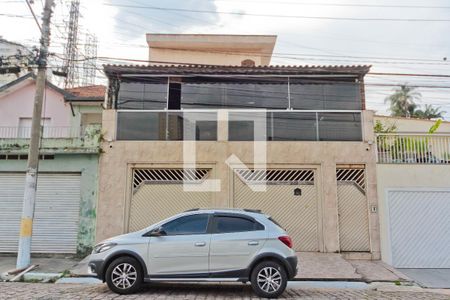 Casa à venda com 350m², 4 quartos e 4 vagas Casa à venda com 350m², 4 quartos e 4 vagasFachada