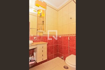 Casa à venda com 350m², 4 quartos e 4 vagas Casa à venda com 350m², 4 quartos e 4 vagasBanheiro da Suíte