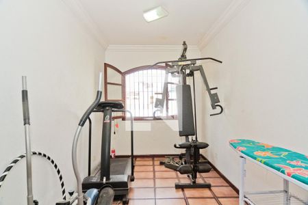 Casa à venda com 350m², 4 quartos e 4 vagas Casa à venda com 350m², 4 quartos e 4 vagasQuarto 3