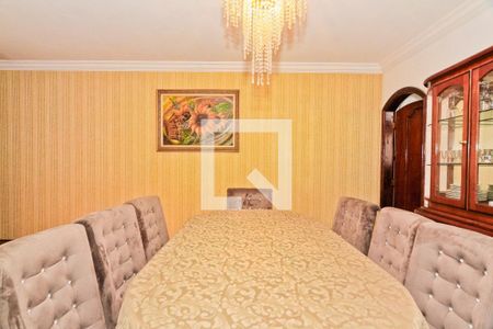 Casa à venda com 350m², 4 quartos e 4 vagas Casa à venda com 350m², 4 quartos e 4 vagasSala de Jantar