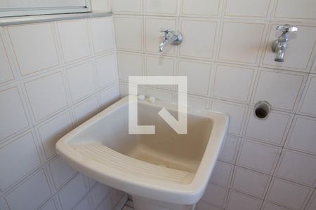 Apartamento para alugar com 90m², 3 quartos e 1 vagaÁrea de Serviço