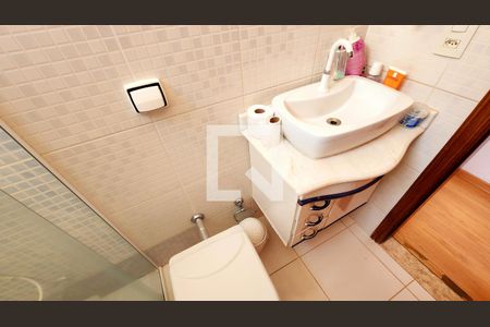 Casa à venda com 135m², 2 quartos e 4 vagas Casa à venda com 135m², 2 quartos e 4 vagasBanheiro 2