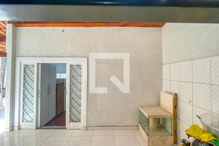 Casa à venda com 208m², 2 quartos e 4 vagas Casa à venda com 208m², 2 quartos e 4 vagasVista do Quarto Edícula