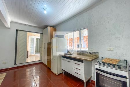 Casa à venda com 208m², 2 quartos e 4 vagas Casa à venda com 208m², 2 quartos e 4 vagasCozinha