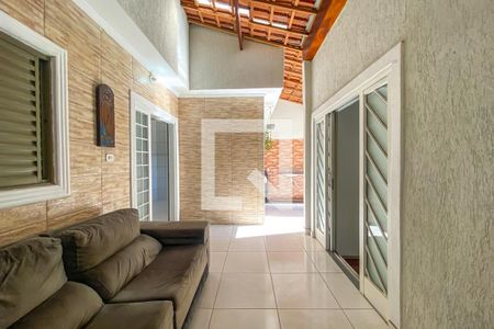 Casa à venda com 208m², 2 quartos e 4 vagas Casa à venda com 208m², 2 quartos e 4 vagasÁrea de Serviço