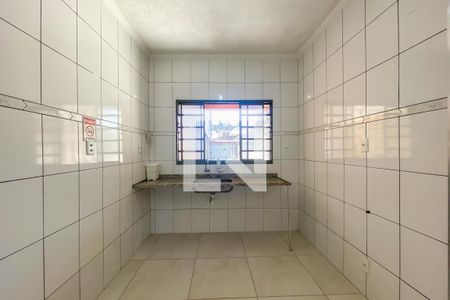 Casa à venda com 208m², 2 quartos e 4 vagas Casa à venda com 208m², 2 quartos e 4 vagasCozinha Edícula