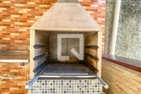 Casa à venda com 208m², 2 quartos e 4 vagas Casa à venda com 208m², 2 quartos e 4 vagasChurrasqueira