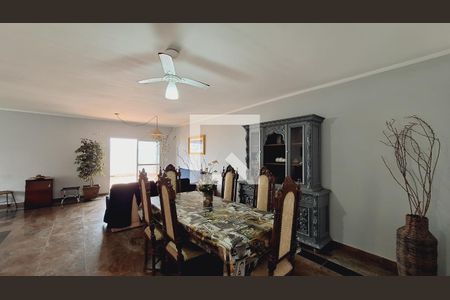 Apartamento para alugar com 213m², 5 quartos e 2 vagasSala