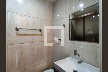 Apartamento à venda com 55m², 2 quartos e 1 vagaBanheiro Corredor