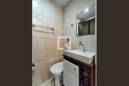 Apartamento à venda com 55m², 2 quartos e 1 vagaBanheiro Corredor