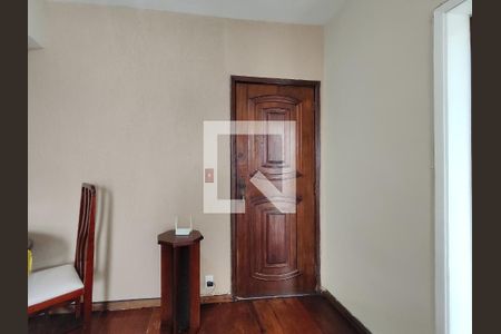 Entrada de apartamento à venda com 2 quartos, 55m² em São Francisco Xavier, Rio de Janeiro