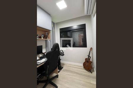 Apartamento à venda com 87m², 2 quartos e 2 vagasEscritório