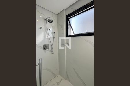 Apartamento à venda com 87m², 2 quartos e 2 vagasBanheiro da Suíte 1