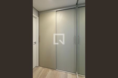 Apartamento à venda com 87m², 2 quartos e 2 vagasCloset da suíte 2