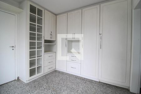 Apartamento à venda com 234m², 5 quartos e 4 vagasDespensa