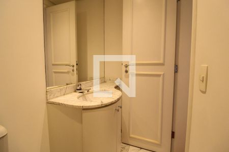 Apartamento à venda com 234m², 5 quartos e 4 vagasLavabo