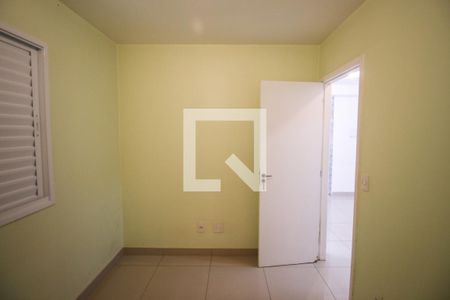 Quarto 1 de apartamento à venda com 2 quartos, 46m² em Vila Carmosina, São Paulo