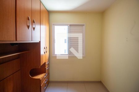 Quarto 2 de apartamento à venda com 2 quartos, 46m² em Vila Carmosina, São Paulo