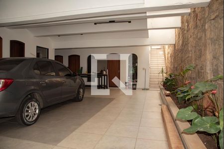 Garagem de casa à venda com 4 quartos, 460m² em Planalto Paulista, São Paulo