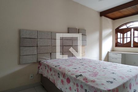 Casa à venda com 380m², 4 quartos e 2 vagasQuarto 4 - Armários