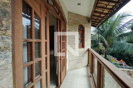 Casa à venda com 380m², 4 quartos e 2 vagasVaranda 