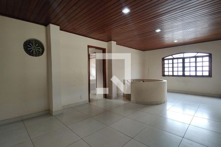 Casa à venda com 380m², 4 quartos e 2 vagasSala 3