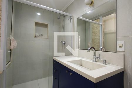 Casa à venda com 380m², 4 quartos e 2 vagasBanheiro da Suíte 1