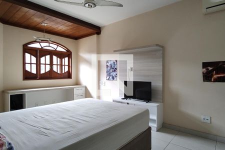 Casa à venda com 380m², 4 quartos e 2 vagasQuarto 3 - Armários