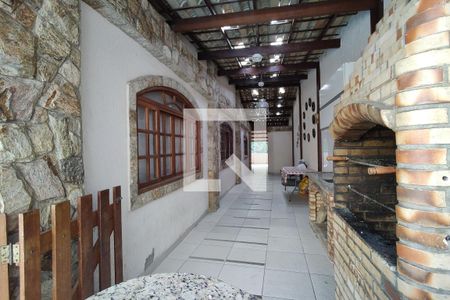 Casa à venda com 380m², 4 quartos e 2 vagasChurrasqueira