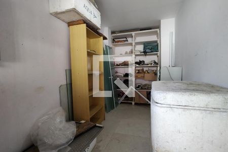 Casa à venda com 380m², 4 quartos e 2 vagasQuarto de Serviço