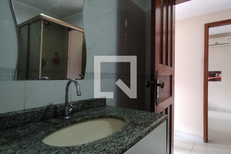 Casa à venda com 380m², 4 quartos e 2 vagasBanheiro Social