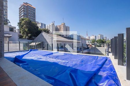 Studio à venda com 27m², 1 quarto e sem vaga Studio à venda com 27m², 1 quarto e sem vagaPiscina