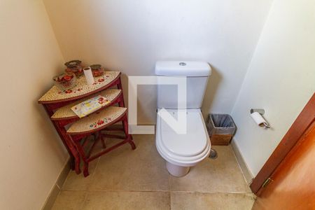 Casa à venda com 420m², 4 quartos e 5 vagas Casa à venda com 420m², 4 quartos e 5 vagasLavabo