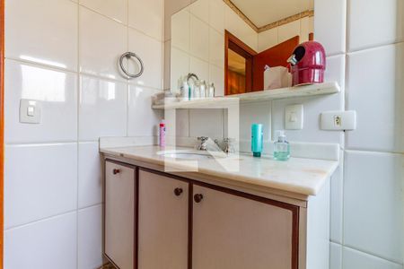 Casa à venda com 420m², 4 quartos e 5 vagas Casa à venda com 420m², 4 quartos e 5 vagasBanheiro da Suíte 3